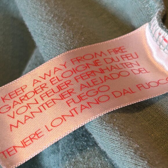 Amazon Essentials Robe - Picture 3 of 10